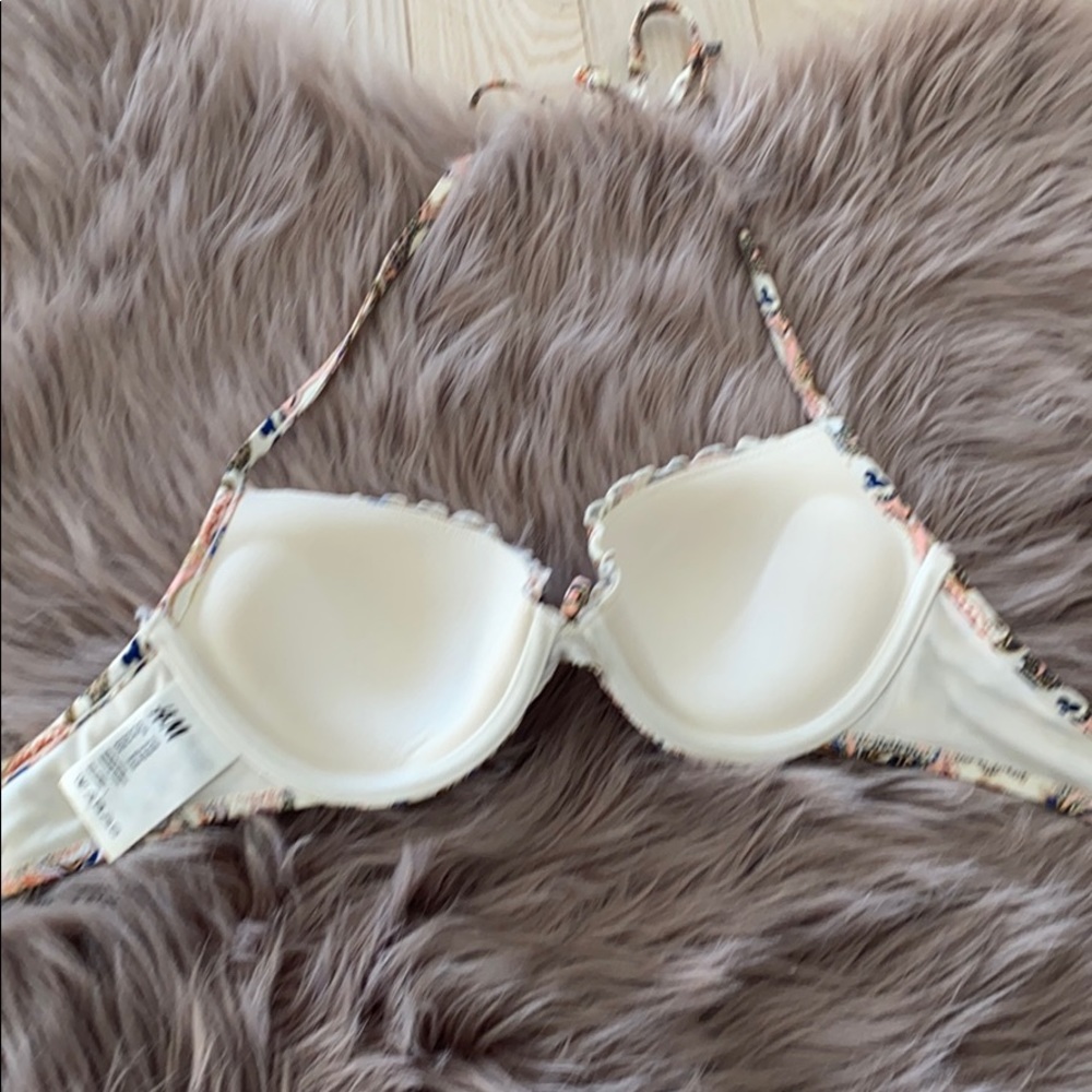 H&M Padded Top Bikini and Ruffle Bottom - Picture 6 of 10
